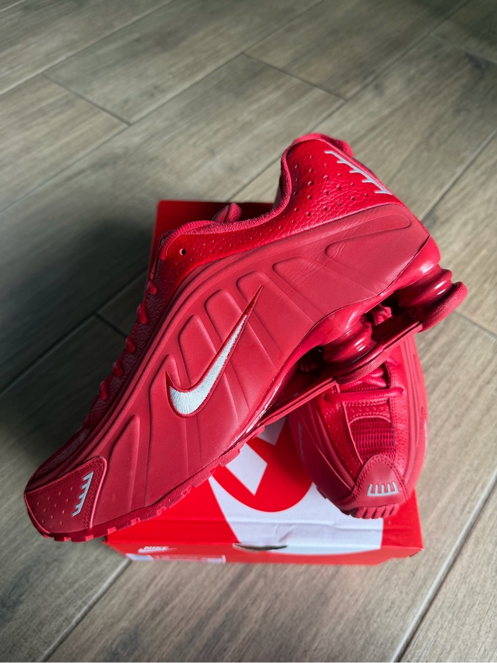 Nike Shox R4 - Picture 4 of 8